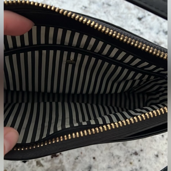 Kate Spade Cross Body - Picture 3 of 7